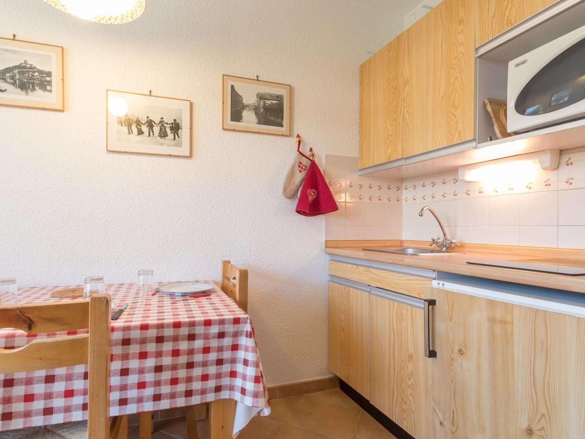 Charmant Studio Montgenevre, 3 Pers, Balcon Sud, Proche Pistes - Fr-1-330D-31 Exterior foto